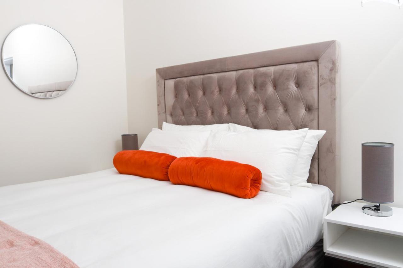 Fumo House Lifestyle Apartments Midrand Bagian luar foto