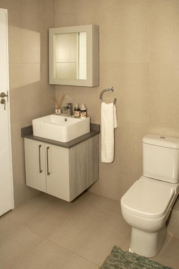 Fumo House Lifestyle Apartments Midrand Bagian luar foto
