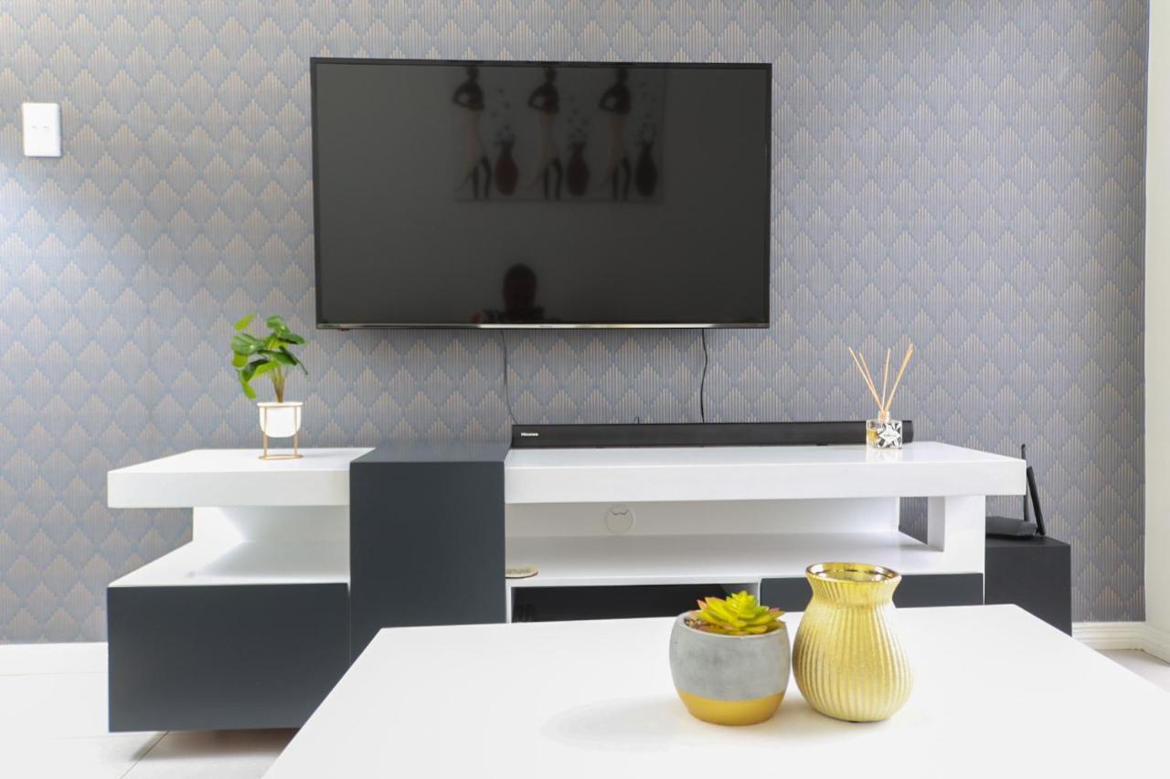 Fumo House Lifestyle Apartments Midrand Bagian luar foto