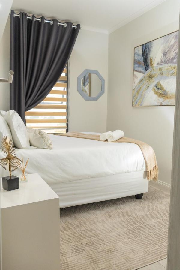 Fumo House Lifestyle Apartments Midrand Bagian luar foto