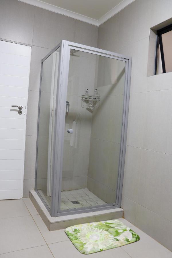 Fumo House Lifestyle Apartments Midrand Bagian luar foto