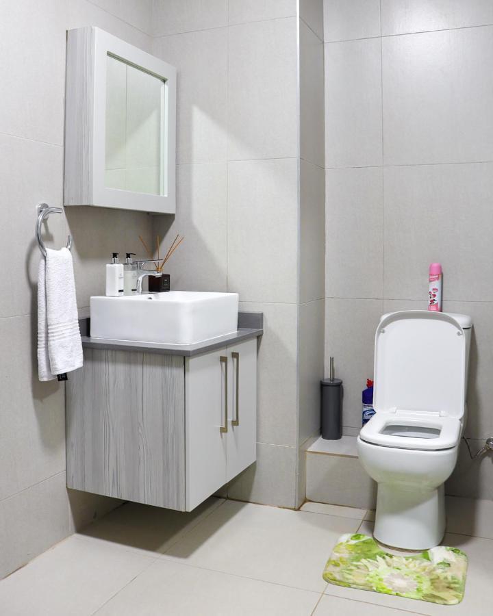 Fumo House Lifestyle Apartments Midrand Bagian luar foto